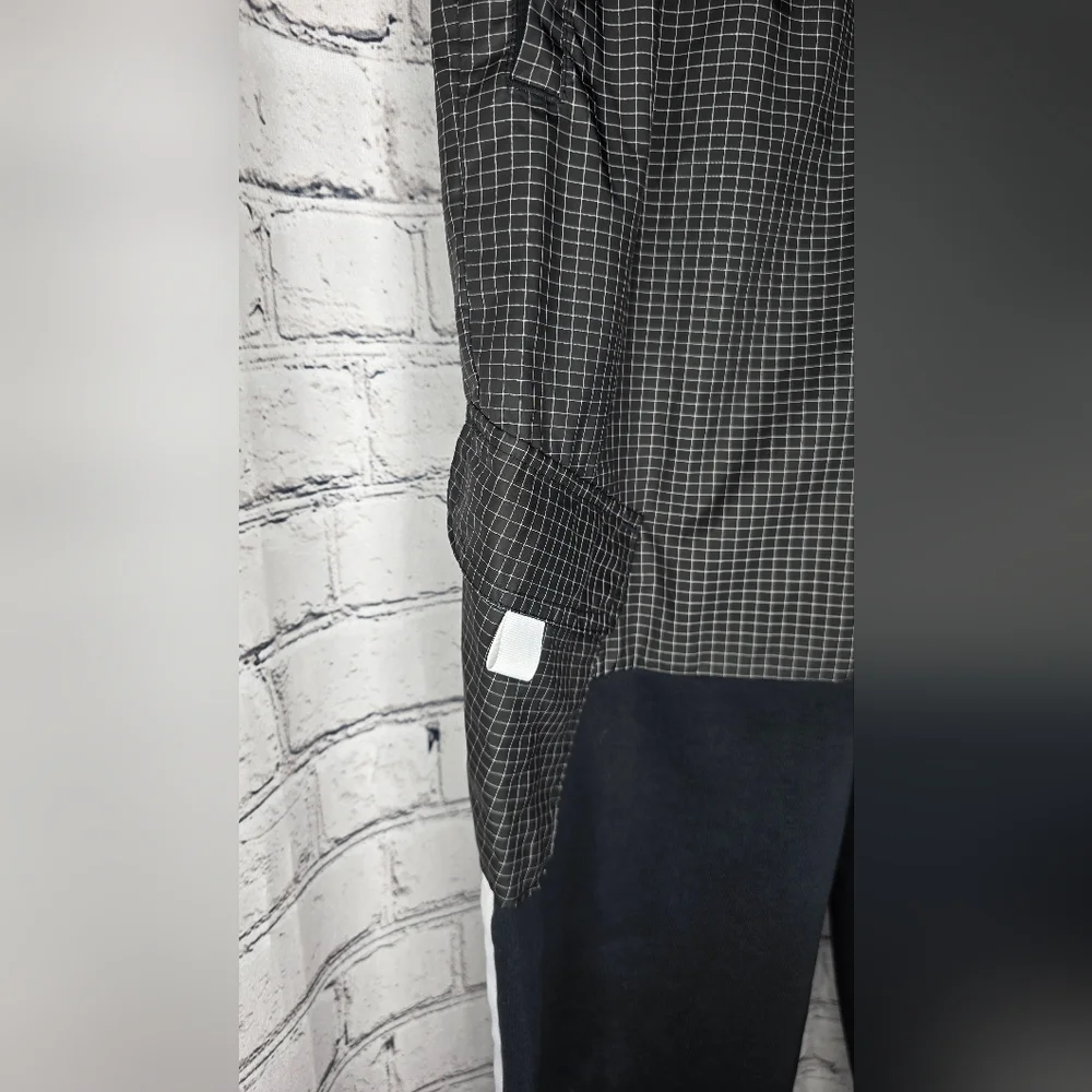 Nike Boy's Black‎ and Gray Joggers Size XL